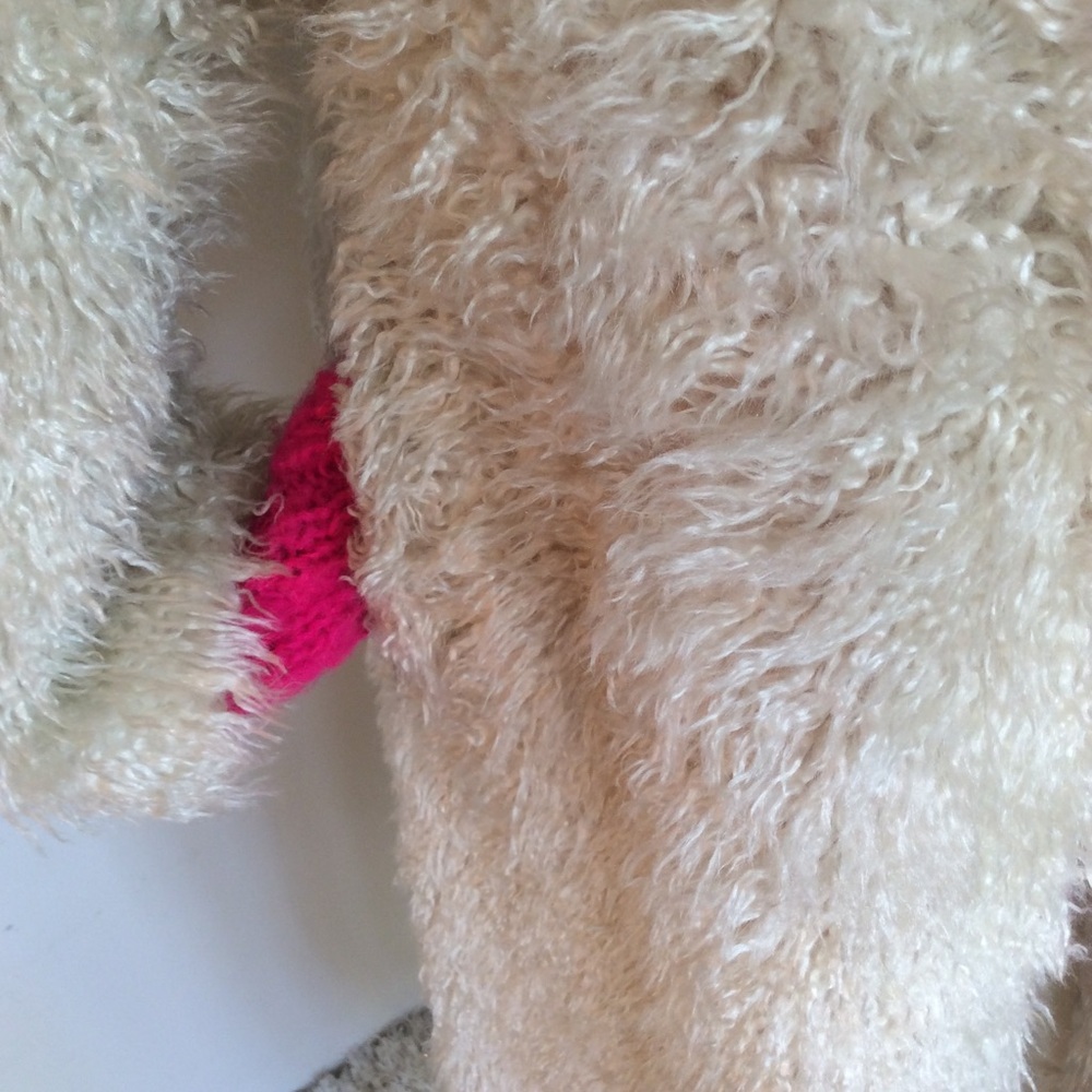 Vintage Faux Fur White Coat - Picture 7 of 12
